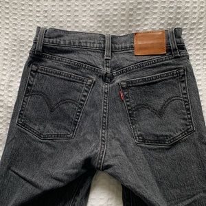 Levi’s black wedgie straight jeans